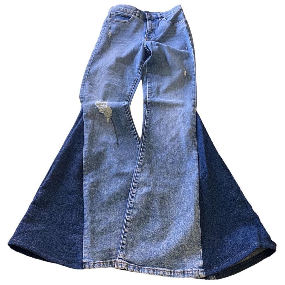 Reworked Distressed High Wasted Flares Jeans